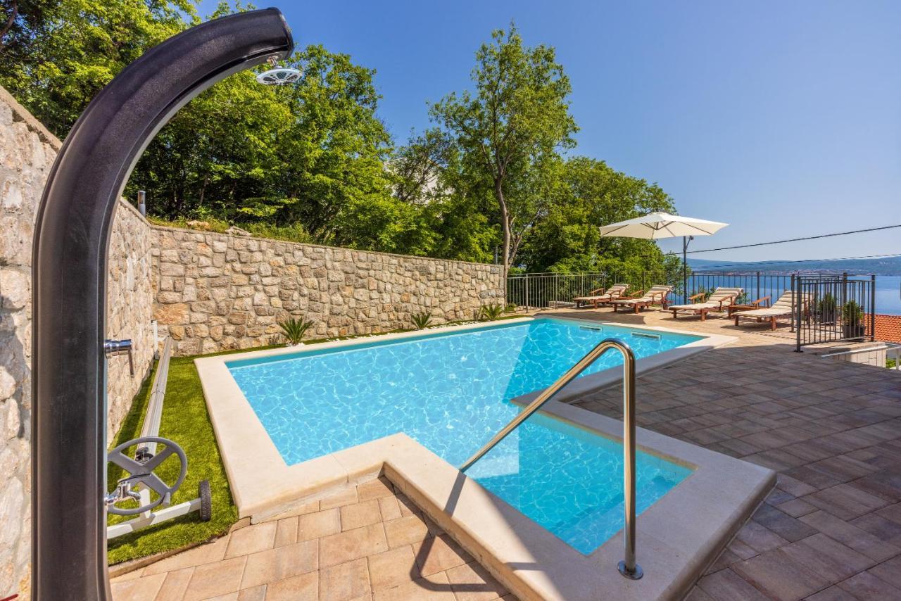 Villa Antani With Heated Pool, Sauna & Jacuzzi Crikvenica Εξωτερικό φωτογραφία